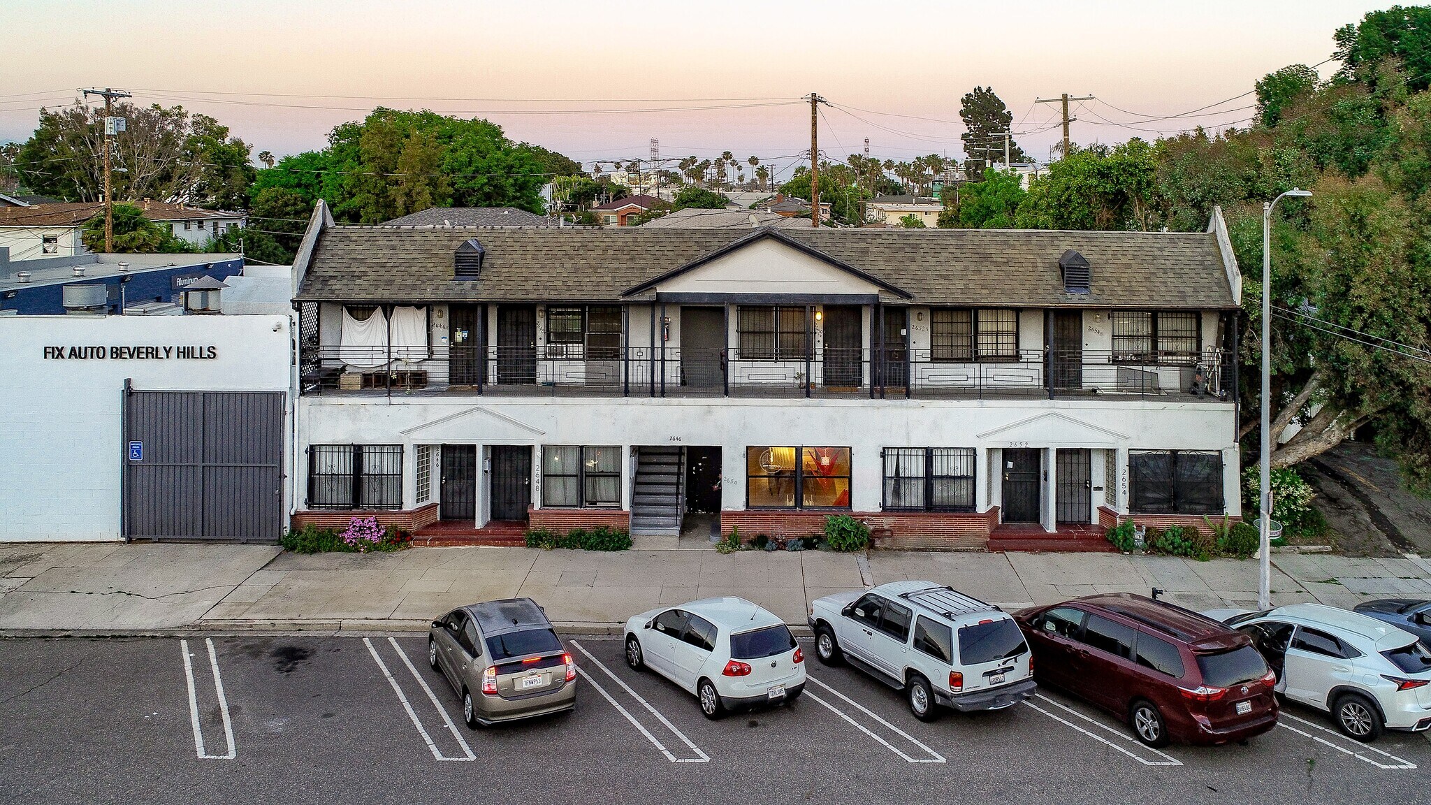 2646 La Cienega Ave, Los Angeles, CA à vendre Photo de l’immeuble– Image 1 sur 13