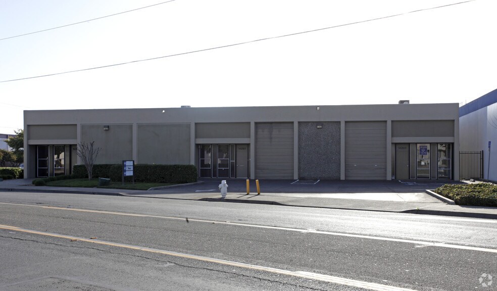 14295-14299 Wicks Blvd, San Leandro, CA à louer - Photo de l’immeuble – Image 3 sur 3
