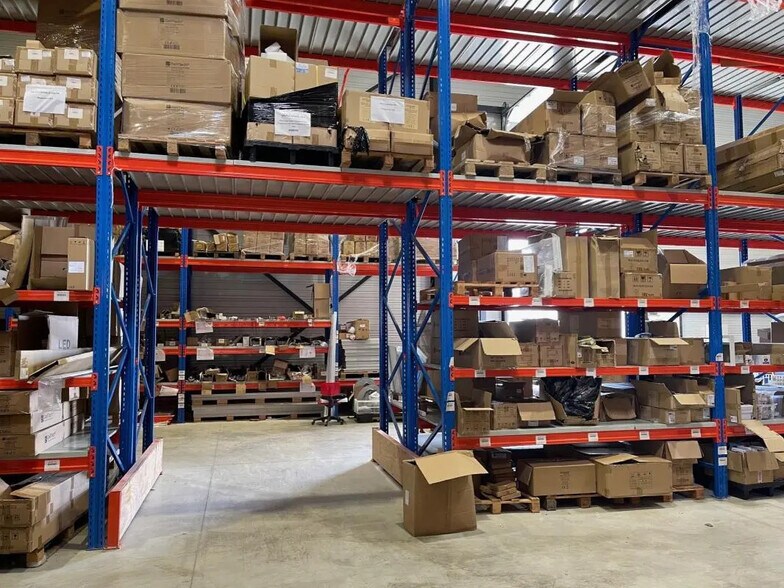 Bureau dans Vendargues à louer - Photo intérieure – Image 3 sur 7