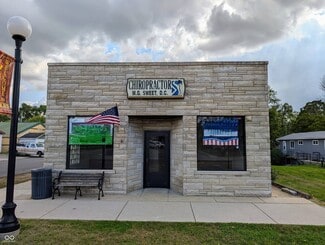 Plus de détails pour 343 Washington St, Hope, IN - Bureau à vendre