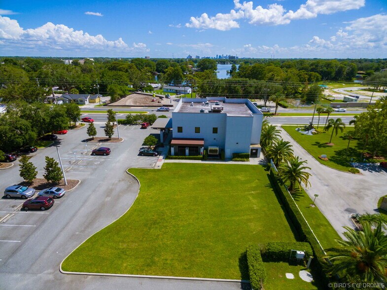 1691 Lee rd, Winter Park, FL à louer - Photo de l’immeuble – Image 2 sur 3