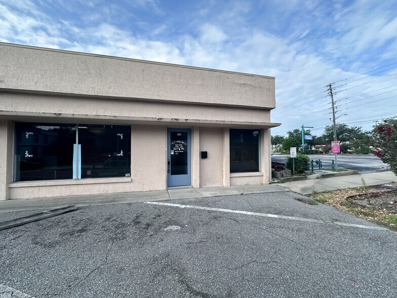 107-121 Allamanda Dr, Lakeland, FL à louer - Photo de l’immeuble – Image 3 sur 23