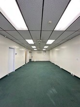 804 Broadway, Bayonne, NJ à vendre Photo intérieure– Image 2 sur 9