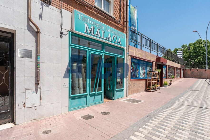 Immeuble residentiel dans Fuenlabrada, Madrid à vendre - Photo de l’immeuble – Image 2 sur 9