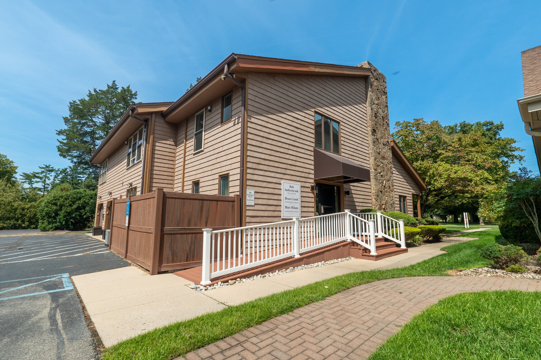 1117 E Landis Ave, Vineland, NJ à louer Photo de l’immeuble– Image 1 sur 29