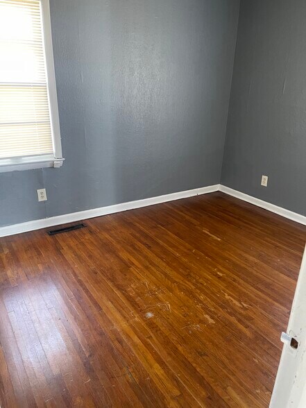 6442 n bayley, Wichita, KS à vendre - Photo de l’immeuble – Image 3 sur 25