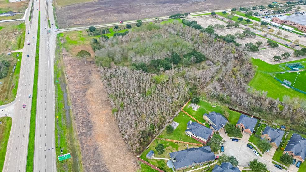 Hwy 6 (13.3 AC), Missouri City, TX à vendre - Aérien – Image 1 sur 3