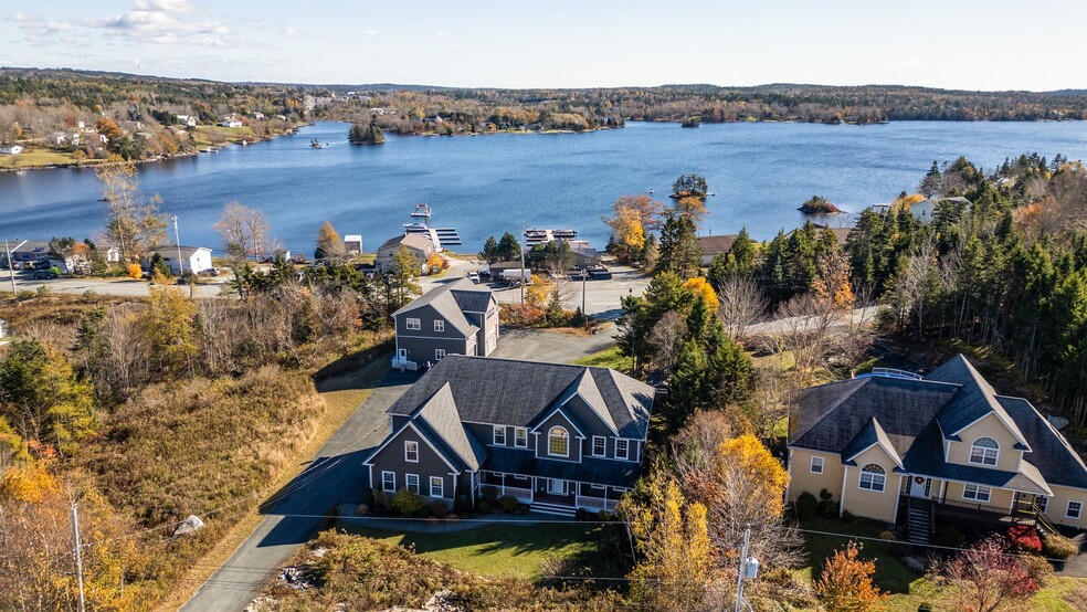 153 Candlewood Dr, Porters Lake, NS à vendre - Photo principale – Image 1 sur 7