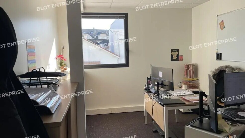 Bureau dans La Baule-Escoublac à vendre - Photo de l’immeuble – Image 3 sur 7