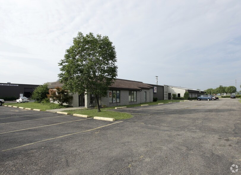 6129 Enterprise Pky, Grove City, OH à louer - Photo principale – Image 1 sur 6