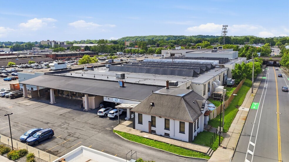 21 Humboldt St, Rochester, NY à louer - Photo de l’immeuble – Image 2 sur 5