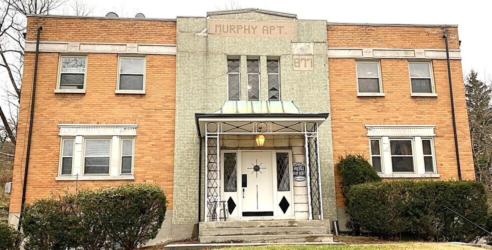 877 Ludlow, Cincinnati, OH à vendre - Photo de l’immeuble – Image 3 sur 18