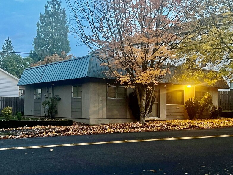 3004 SE 50th Ave, Portland, OR à vendre - Photo de l’immeuble – Image 1 sur 6