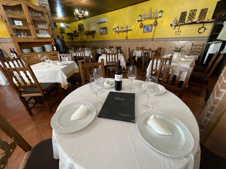 Local commercial dans Vélez-Málaga, Málaga à vendre - Photo de l’immeuble – Image 1 sur 14