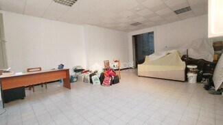 Plus de détails pour Local commercial à vendre