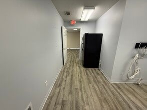 5570 Florida Mining Blvd S, Jacksonville, FL à louer Photo intérieure– Image 2 sur 25