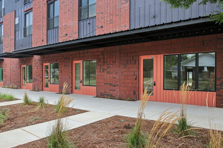 1744 NW 15th St, Oklahoma City, OK à louer - Photo de l’immeuble – Image 3 sur 12