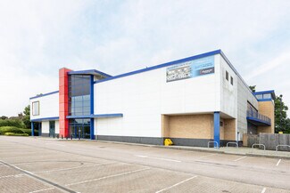 Plus de détails pour London Rd, Crawley - Local commercial à louer