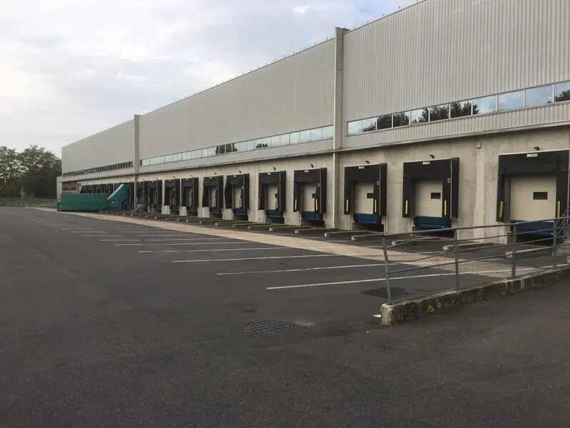 Industriel/Logistique dans Herblay-sur-Seine à louer Photo de l’immeuble– Image 1 sur 11