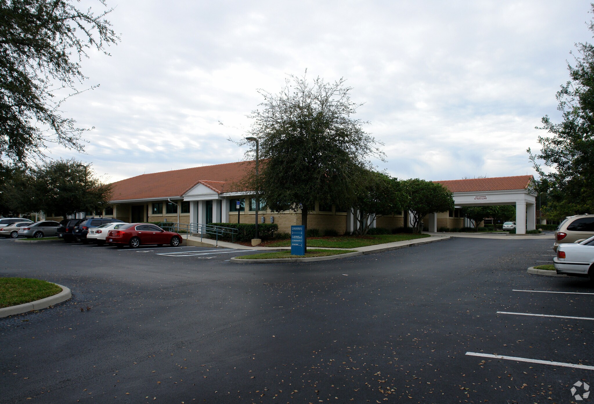 1603 S Hiawassee Rd, Orlando, FL à louer Photo principale– Image 1 sur 8