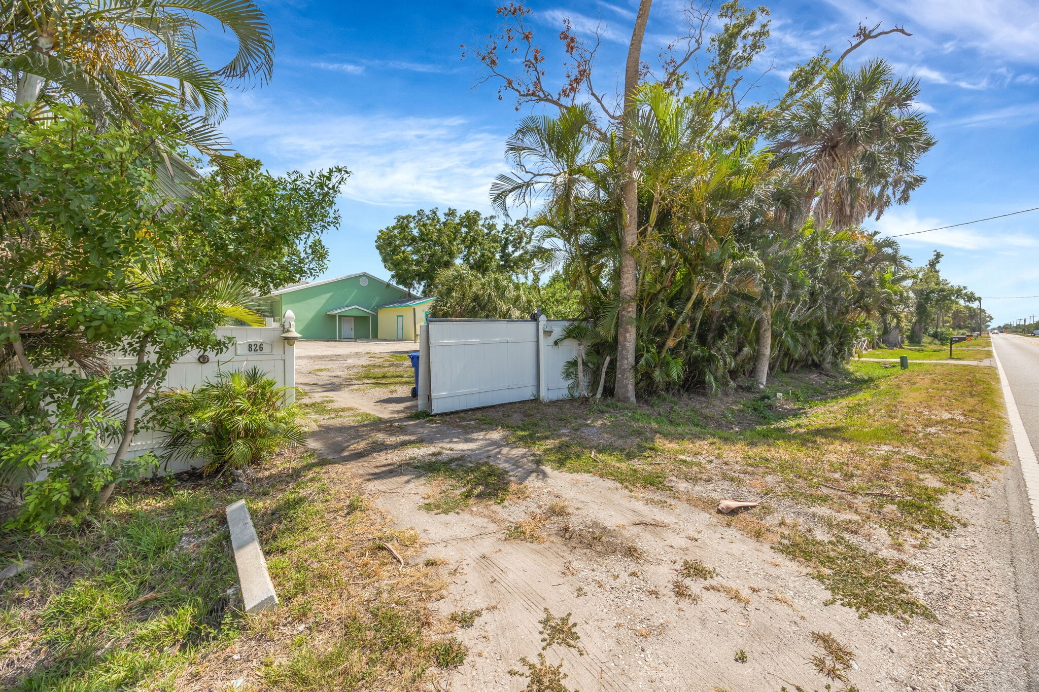 826 W Shell Point Rd, Ruskin, FL à vendre Photo principale– Image 1 sur 21