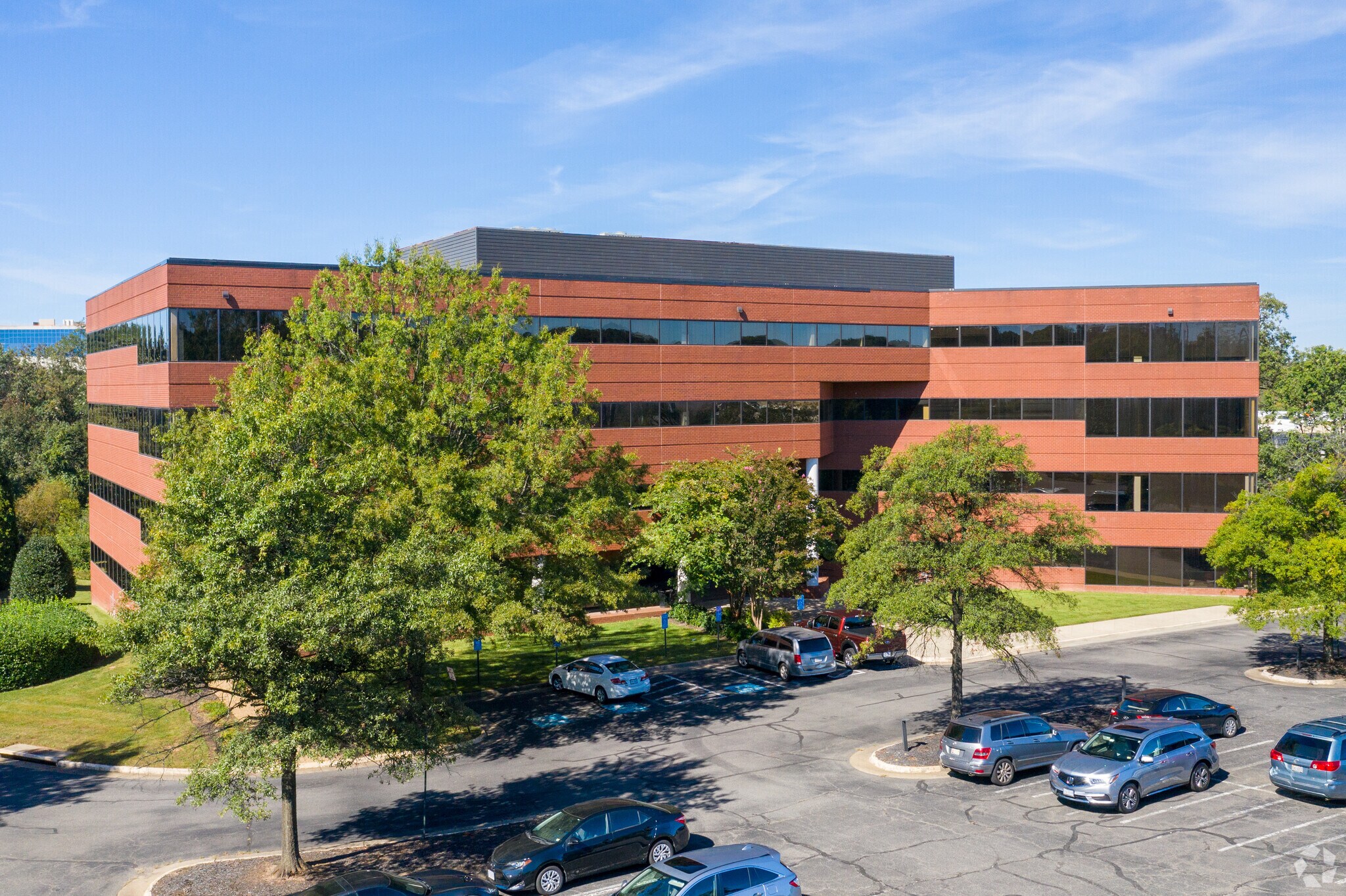 3702 Pender Dr, Fairfax, VA à vendre Photo principale– Image 1 sur 10