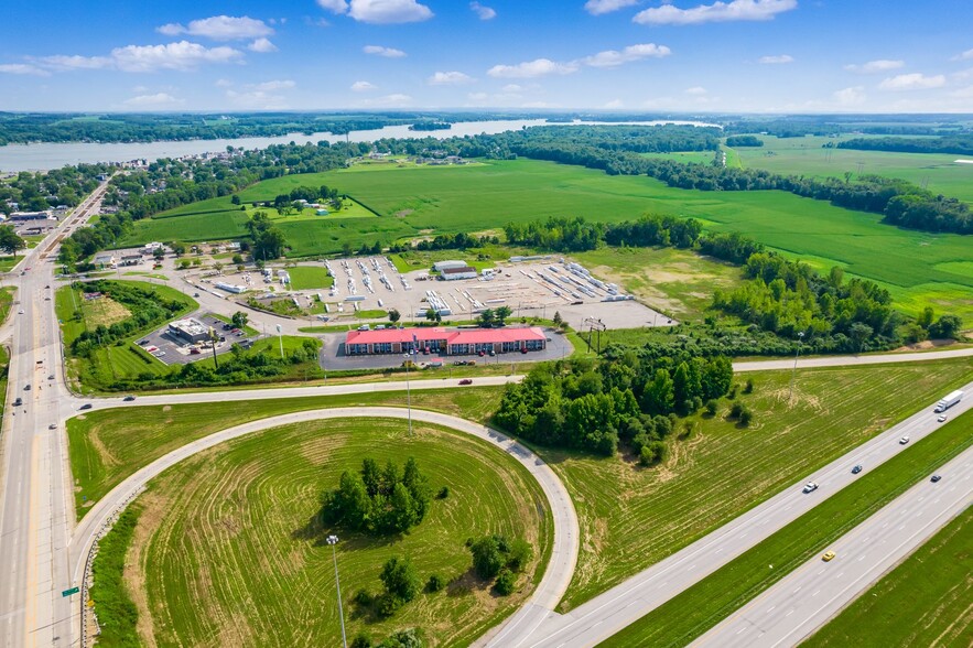 10800 Hebron Rd, Buckeye Lake, OH à vendre - Photo de l’immeuble – Image 2 sur 9