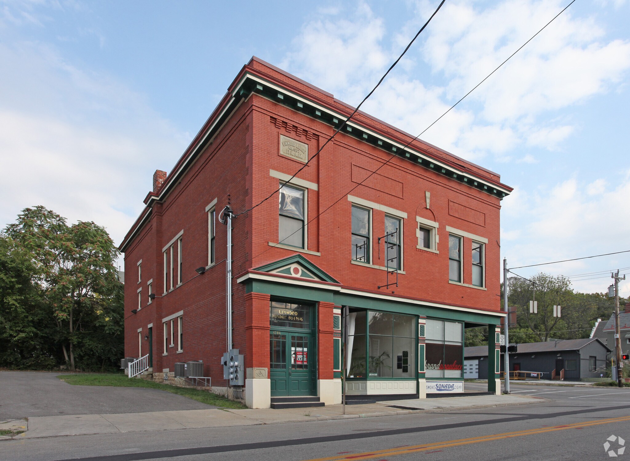 4786 Eastern Ave, Cincinnati, OH à louer Photo principale– Image 1 sur 13