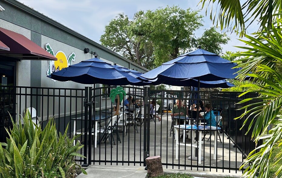 2260 Martin Luther King Blvd, Fort Myers, FL à vendre - Photo de l’immeuble – Image 2 sur 2