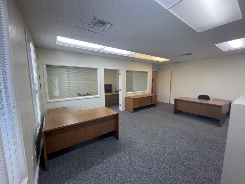 200 W Harding Way, Stockton, CA à vendre - Photo de l’immeuble – Image 2 sur 25