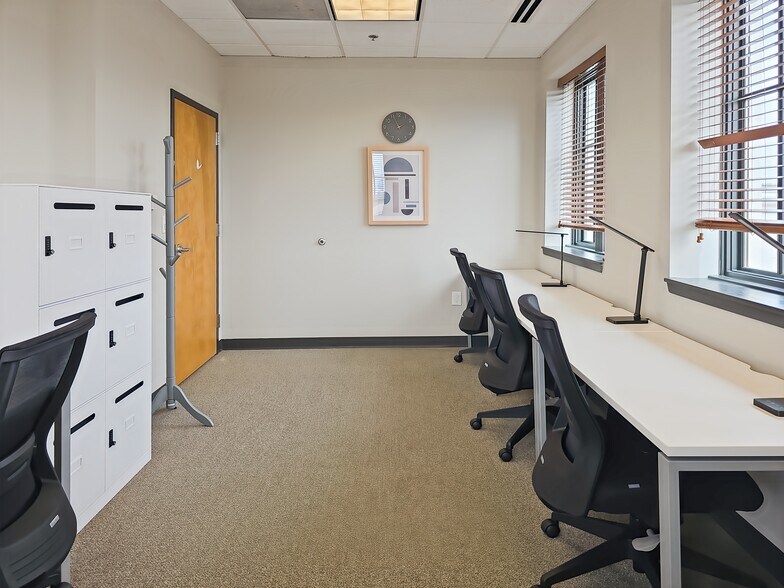 354 Newnan Crossing Byp, Newnan, GA à louer - Photo de l’immeuble – Image 2 sur 15