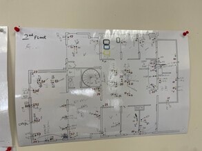 88-43 76th Ave, Glendale, NY à louer Photo intérieure– Image 1 sur 1