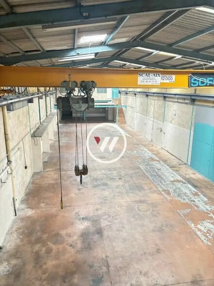 Local d’activités dans Vitrolles à louer - Photo intérieure – Image 2 sur 5