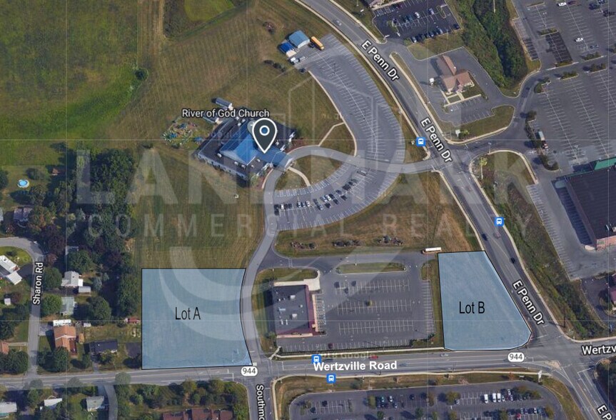 747 Wertzville Rd, Enola, PA à louer - Photo de l’immeuble – Image 2 sur 2
