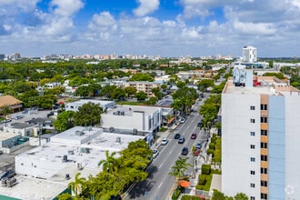 2268 SW 8th St, Miami, FL - Vue aérienne  vue de carte