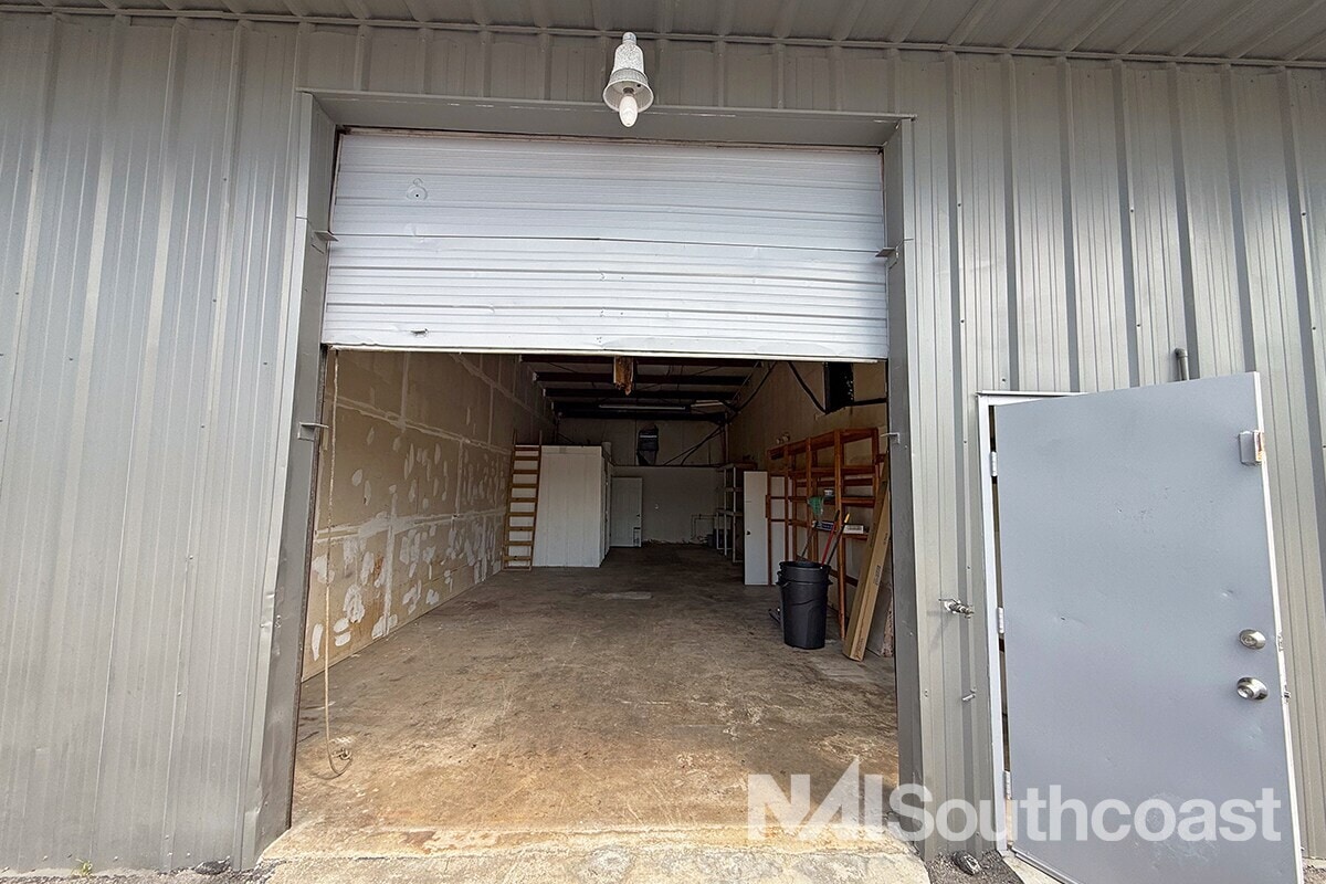 408-412 Farmers Market Rd, Fort Pierce, FL à louer Photo intérieure– Image 1 sur 4