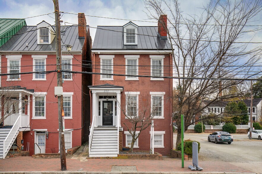 211 N 18th St, Richmond, VA à vendre - Photo de l’immeuble – Image 3 sur 31