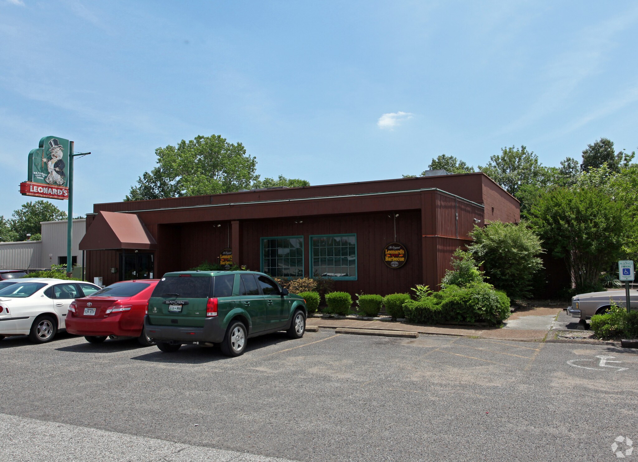 5465 Fox Plaza Dr, Memphis, TN à louer Photo principale– Image 1 sur 12