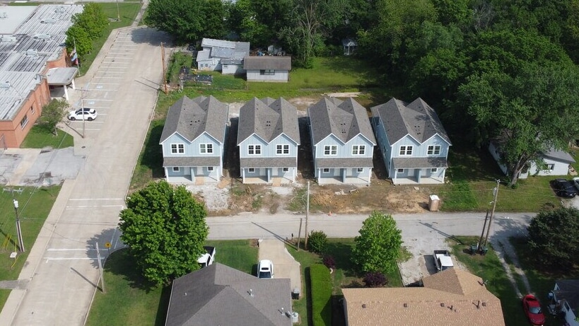 718 N Weenonah Ave, Claremore, OK à vendre Aérien– Image 1 sur 16