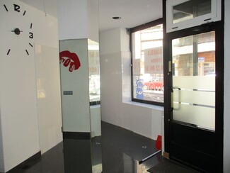 Plus de détails pour Local commercial à louer