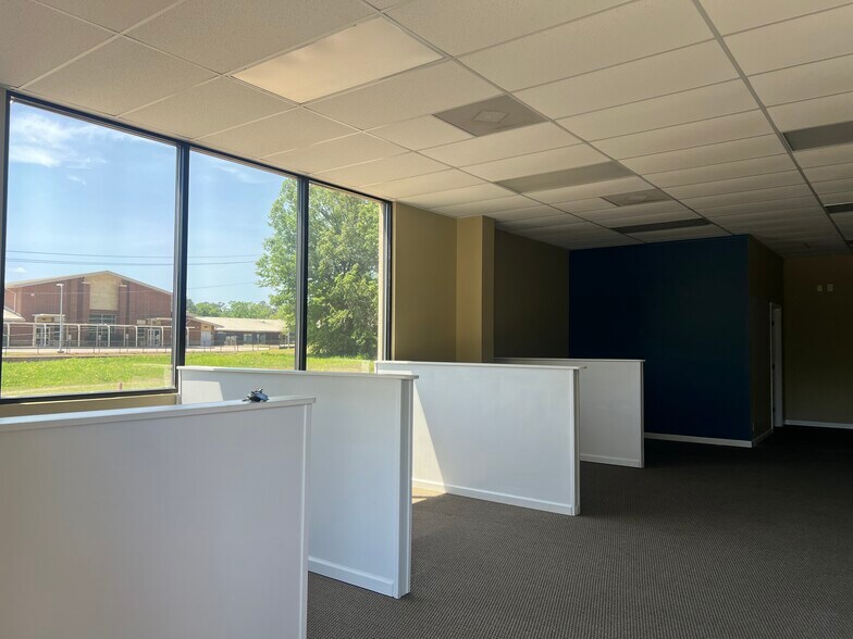 7325 Saint Andrews Rd, Irmo, SC à louer - Photo de l’immeuble – Image 2 sur 10