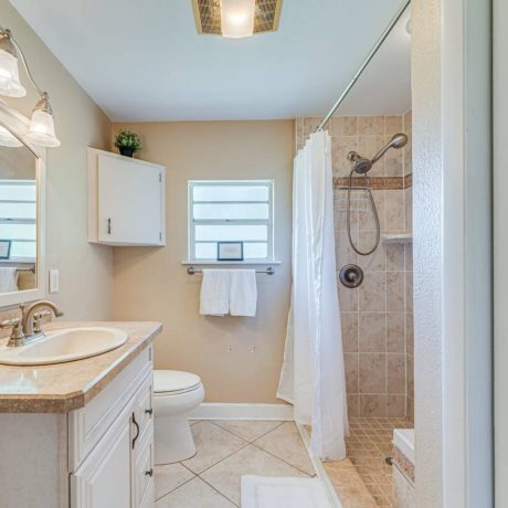 8585 W Miss Maggie Dr, Homosassa, FL à vendre - Photo intérieure – Image 3 sur 4