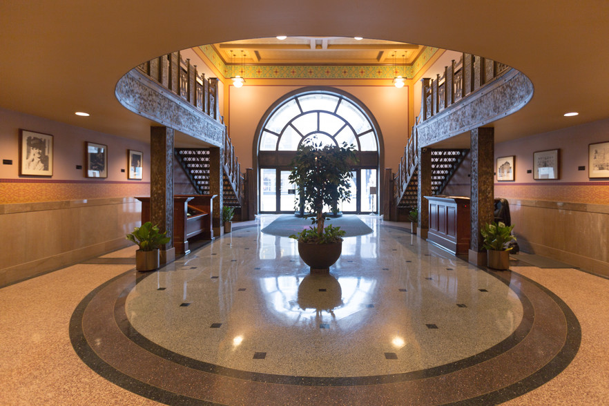 54 W Hubbard St, Chicago, IL à louer - Hall d’entrée – Image 2 sur 11