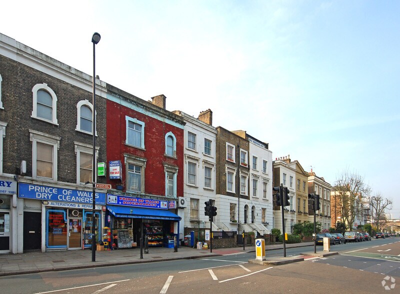 19 Prince Of Wales Rd, Londres à vendre - Photo de l’immeuble – Image 2 sur 5