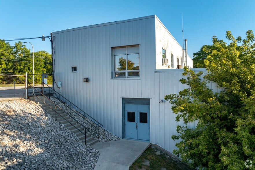 2358 Military St, Port Huron, MI à vendre - Photo de l’immeuble – Image 3 sur 26
