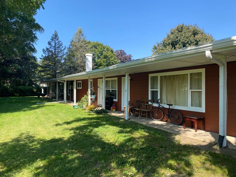 218 E River St, Rockton, IL à vendre - Photo de l’immeuble – Image 2 sur 5