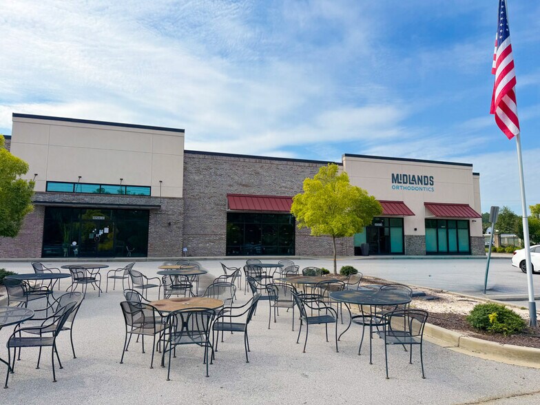 9704 Two Notch Rd, Columbia, SC à vendre - Photo de l’immeuble – Image 2 sur 3