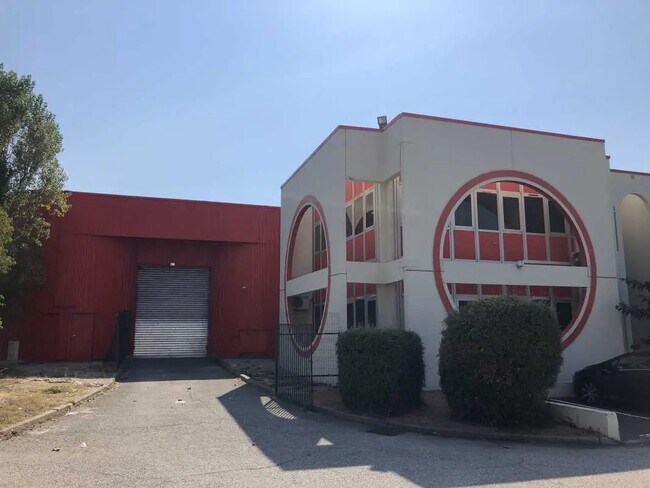Plus de détails pour 4 Avenue Blaise Pascal, Vitrolles - Bureau, Local d'activités à louer