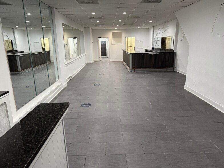 7307 Georgia Ave NW, Washington, DC à vendre - Photo de l’immeuble – Image 3 sur 24