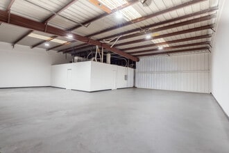 15100 Lee Rd, Humble, TX à louer Photo intérieure– Image 2 sur 15